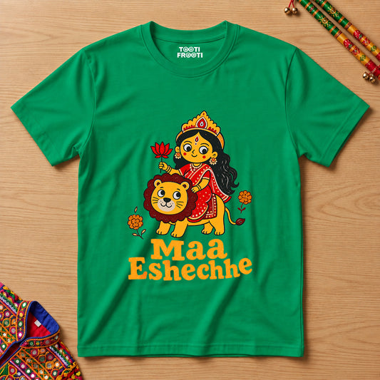 Maa Eshechhe - Crew Neck T-Shirt